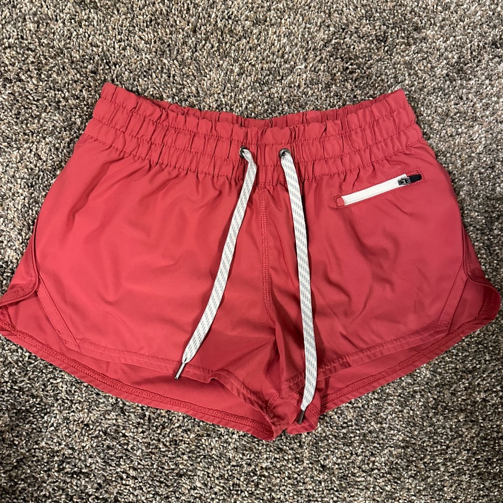 XS 2” Vuori Shorts